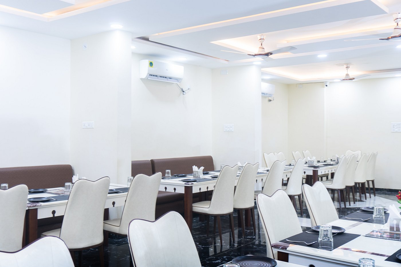 fine-dining-restro